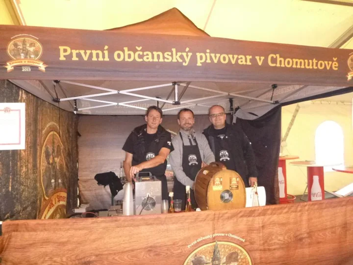 ŠLAPÁNÍ ZELÍ NA LESNÉ