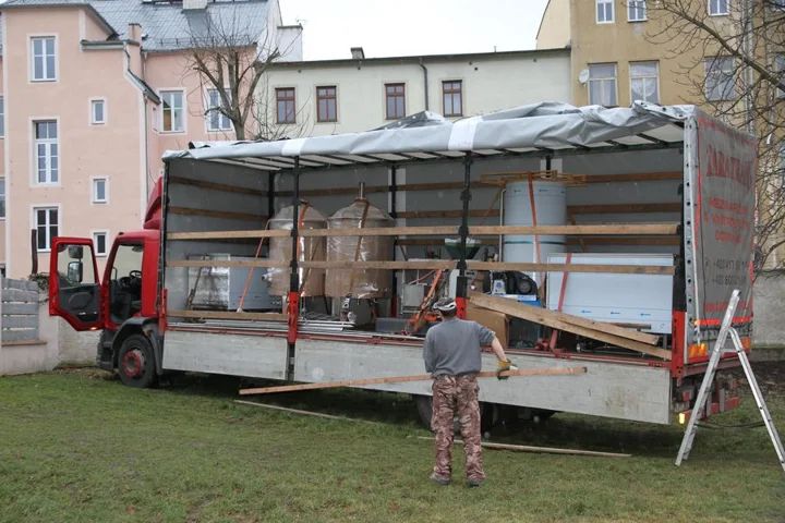[ALBUM Stavba pivovaru]