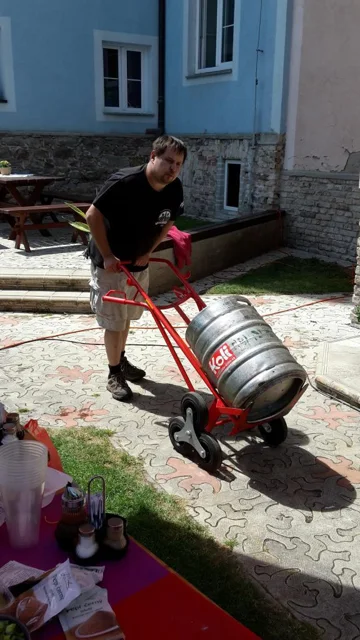 Grilování pivovarského prasátka