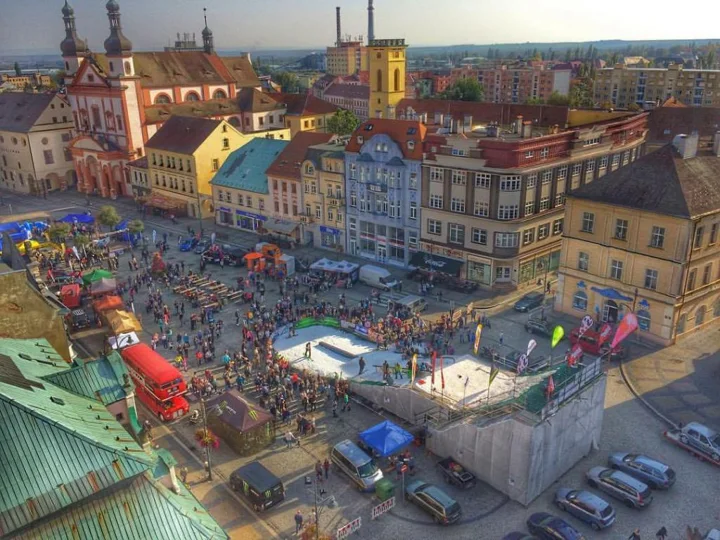 CHOMUTOVSKÝ POHÁR